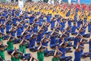 modern-high-school-independance-day-15-aug (4)