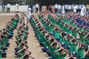 modern-high-school-independance-day-15-aug (6)