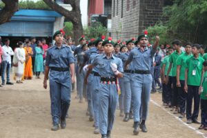 modern-high-school-independance-day-15-august (1)